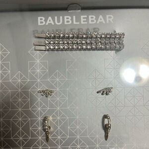 NWT BaubleBar x Bloomingdale’s Way Gift-ier Holiday Earring & Hair Set